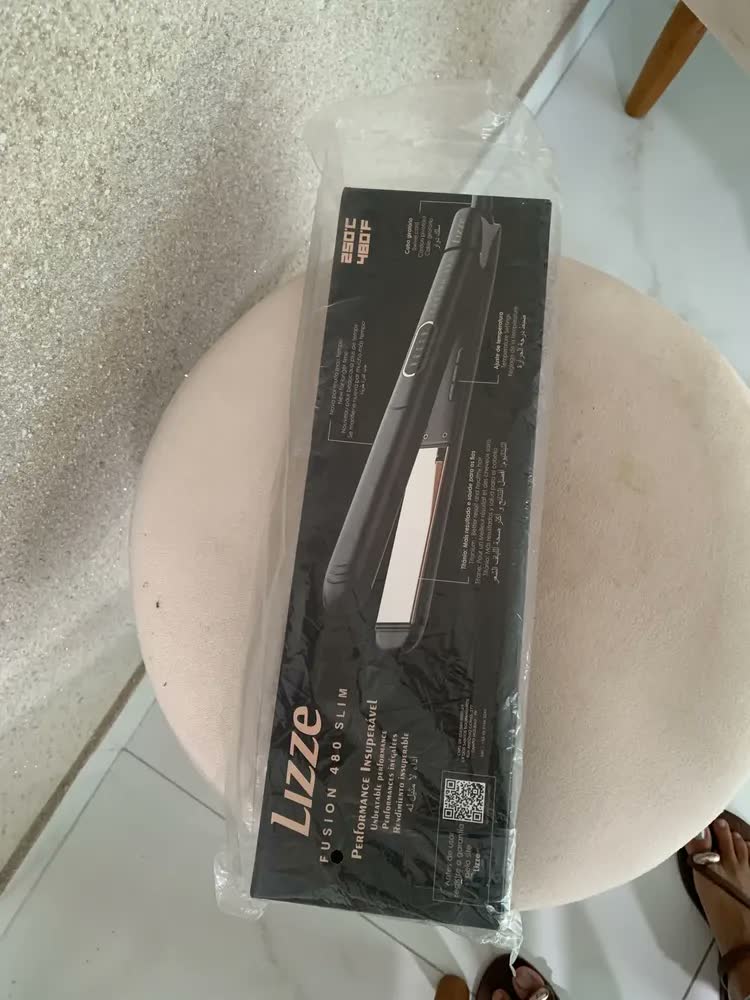 foto de Prancha Lizze Fusion Slim 480 Preto