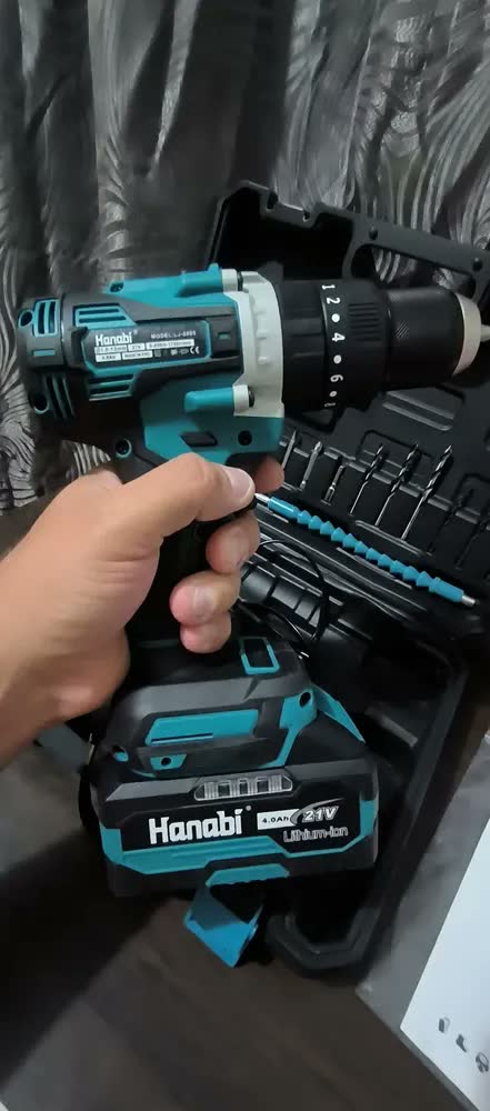 foto de Parafusadeira Furadeira Impacto Hanabi JL-2005 80nm 13mm Brushless Sem Fio 2 Baterias 4.0Ah Cor Azul-petróleo Frequência 50hz / 60hz