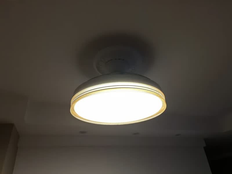 foto de Ventilador de Teto Dourado 42