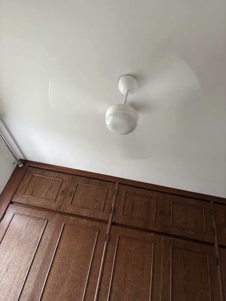 foto de Ventilador De Teto Ciclo Inverter Com Controle Bivolt - Ventisol