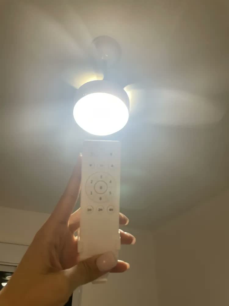 foto de Ventilador De Teto Ciclo Inverter Com Controle Bivolt - Ventisol