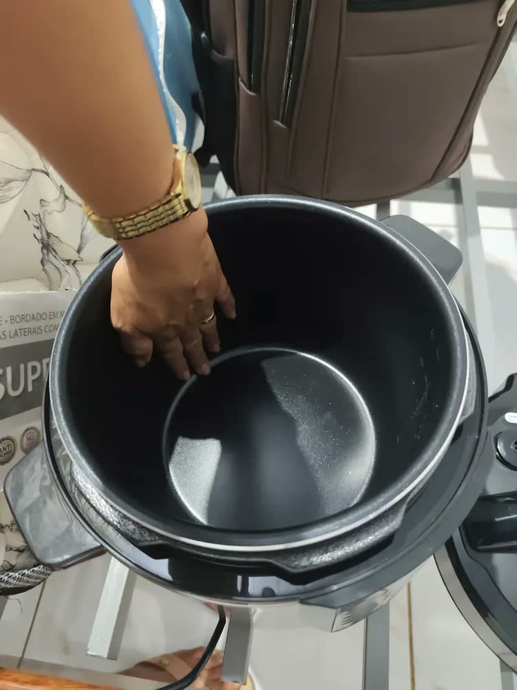 foto de Panela De Pressão Elétrica 6l 1000w Inox Ppe102 - Kian