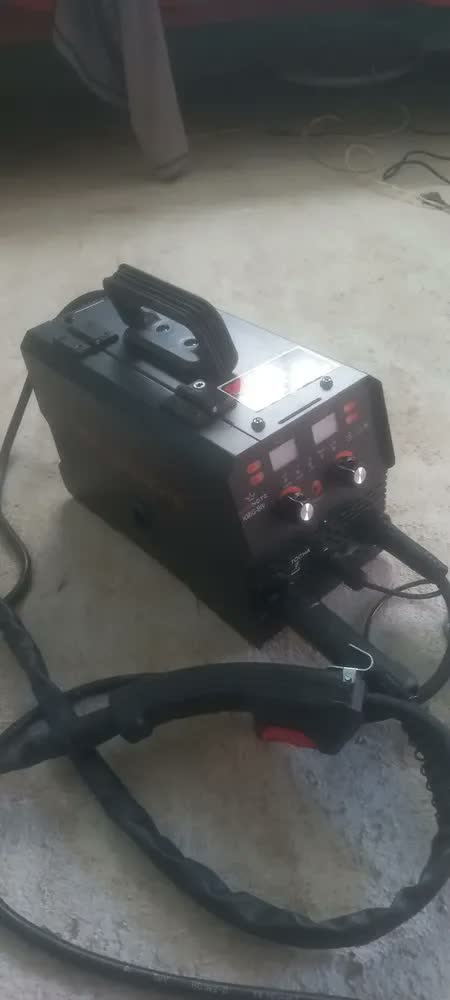 foto de Máquina Solda Mig Sem Gás Flex Tig Lift Mma Bivolt Inversora Sinergico Com Arame Frequência 50 Hz/60 Hz 110/220v
