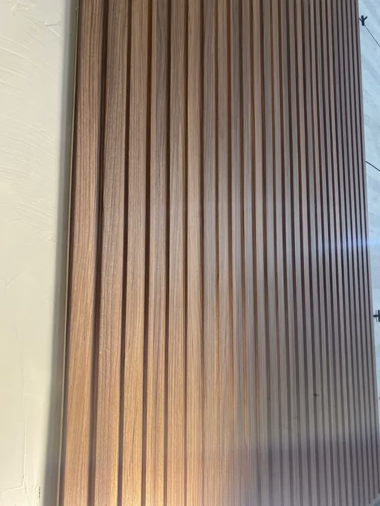 foto de Painel Ripado Easy: 01 Unid. 90x15cm Larg. Cor Freijó Easy