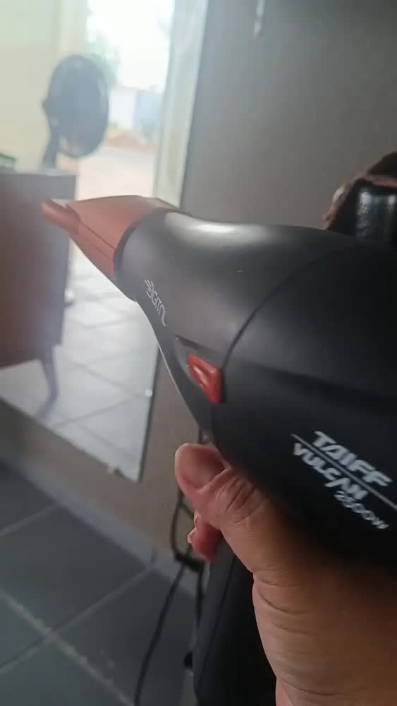 foto de Secador Cabelo Vulcan 2500w Digital Profissional 3m Taiff Cor Preto