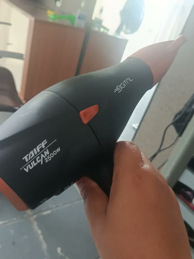 foto de Secador Cabelo Vulcan 2500w Digital Profissional 3m Taiff Cor Preto