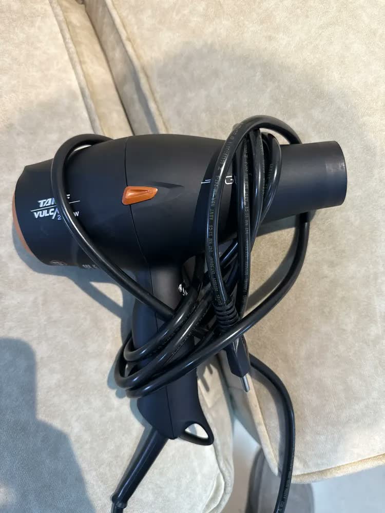 foto de Secador Cabelo Vulcan 2500w Digital Profissional 3m Taiff Cor Preto
