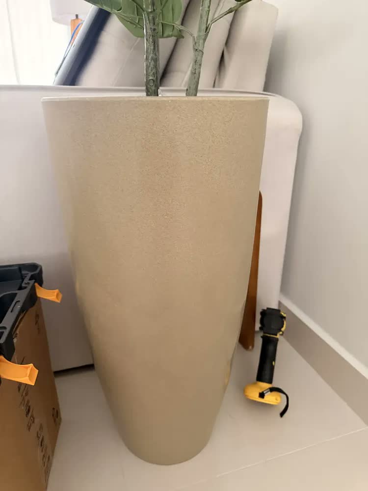 foto de Vaso Luxo Planta Sala Coluna Ibiza Cone G Decorativo Liso