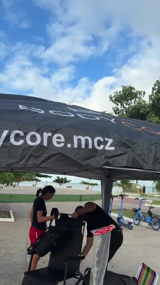 foto de Somente Cobertura Tenda Personalizada Gazebo 3x3 Preto