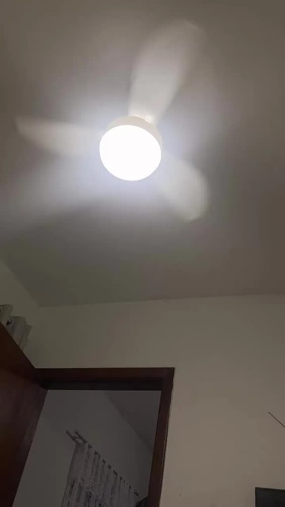 foto de Ventilador De Teto Ventisol Fênix Branco/silver Inverter