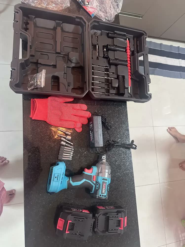 foto de Parafusadeira E Furadeira De Impacto Portatil Bateria 48v F Azul-celeste 50hz 60hz