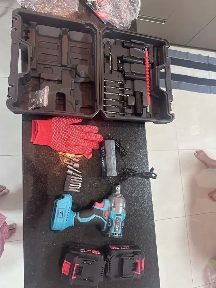 foto de Parafusadeira E Furadeira De Impacto Portatil Bateria 48v F Azul-celeste 50hz 60hz