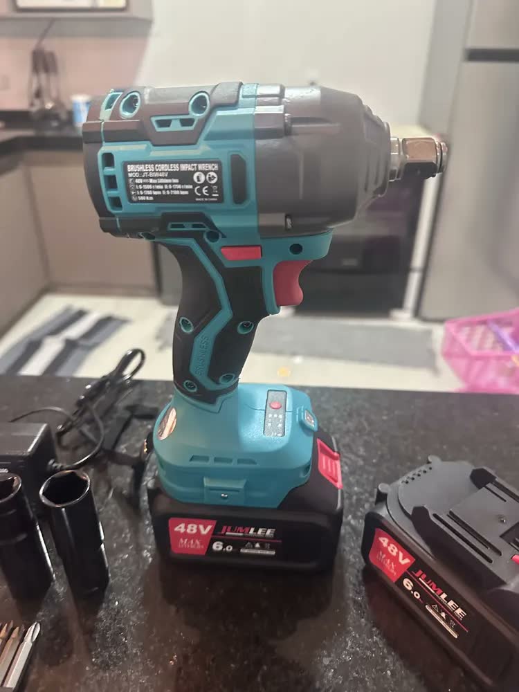foto de Parafusadeira E Furadeira De Impacto Portatil Bateria 48v F Azul-celeste 50hz 60hz