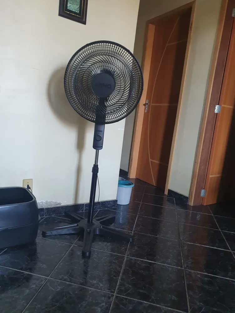 foto de Ventilador Arno Coluna Essential 40cm 6 Pás