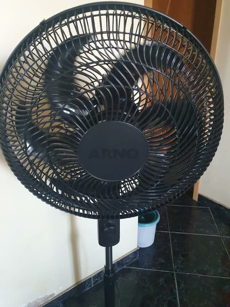 foto de Ventilador Arno Coluna Essential 40cm 6 Pás