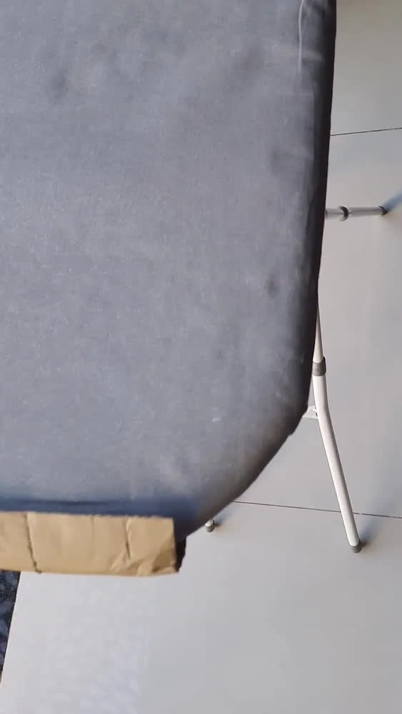 foto de Mesa Tabua De Passar Roupa Tecido Térmico Liso Branco