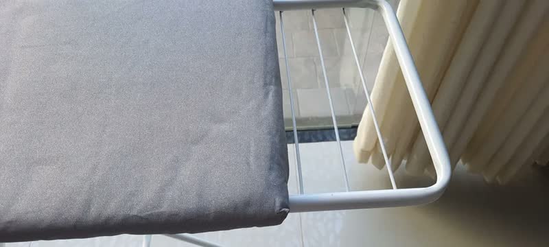 foto de Mesa Tabua De Passar Roupa Tecido Térmico Liso Branco