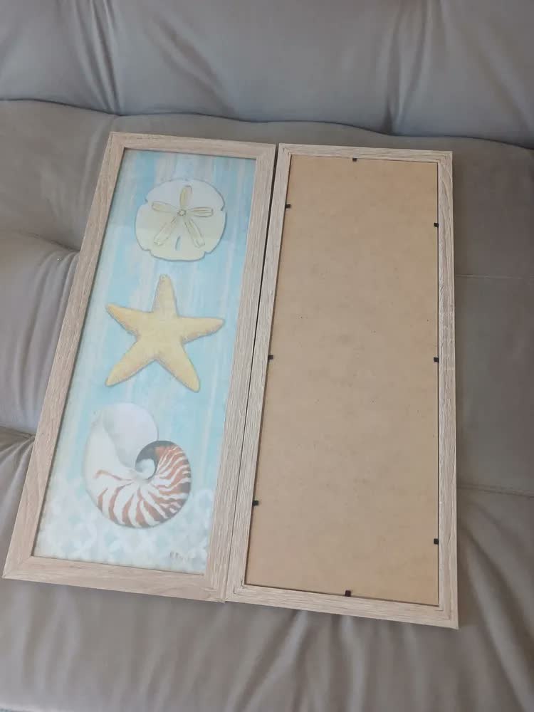 foto de Quadro Decorativo De Parede Praia Mar Sala Copa Com Moldura Cor Carvalho/avelã