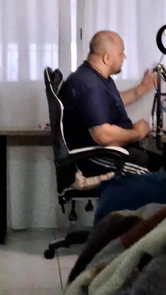 foto de Cadeira De Escritório Gamer Nitro Ergonômica Estofado Couro Sintético Reclinável Altura Ajustável Apoio Para Pés Cor Rosa Luvinco
