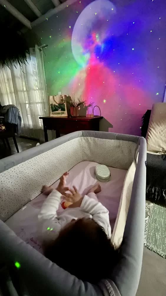 foto de Luminária De Mesa Astronauta Caixa Som Bluetooth Luminária Abajur Luz Noturna Teto Luz Galáxia Nebulosa Estrelas Com Controle Nebulosa Alto Falante Quarto Galáxia 110v/220v Bivolt Swave