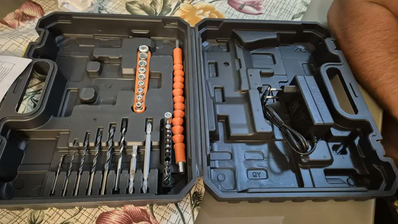 foto de Combo Chave De Impacto A Bateria Brushless 430nm + Furadeira Parafusadeira De Impacto A Bateria 21v The Black Tools