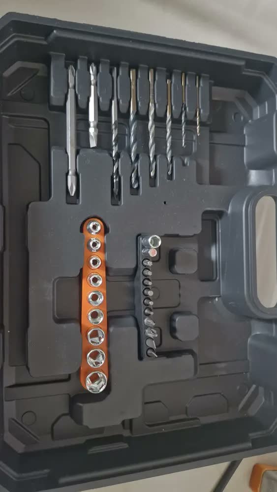 foto de Parafusadeira Furadeira De Impacto A Bateria 21V 3/8” Bivolt 1400 Rpm Com Acessórios E Maleta TB-21PZW The Black Tools