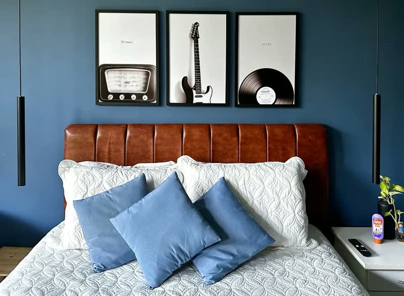 foto de Quadro Decorativo Rock Guitarra Vinil Radio Música Lindo Top Preto E Branco Preto