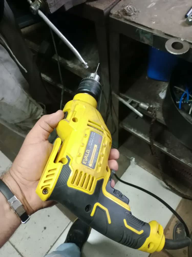 foto de Furadeira Impacto 1/2pol 850w Reversível Profissional Efi850 Evald
