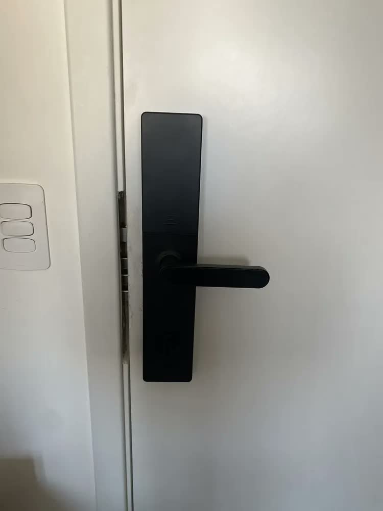 foto de Fechadura Eletronica Digital Com Biometria Senha Fechadura Porta Eletronica Fechadura Eletronica Tuya Porta Com Fechadura Digital Cor Preta