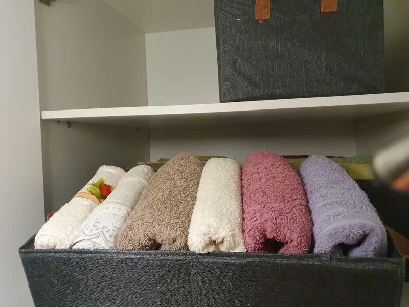foto de Arminini Kit 4 Caixas Organizadoras Dobráveis Para Guarda-Roupa Closet Armário Cesto Organizador de Roupas em Tecido Poliéster Reforçado com Alças