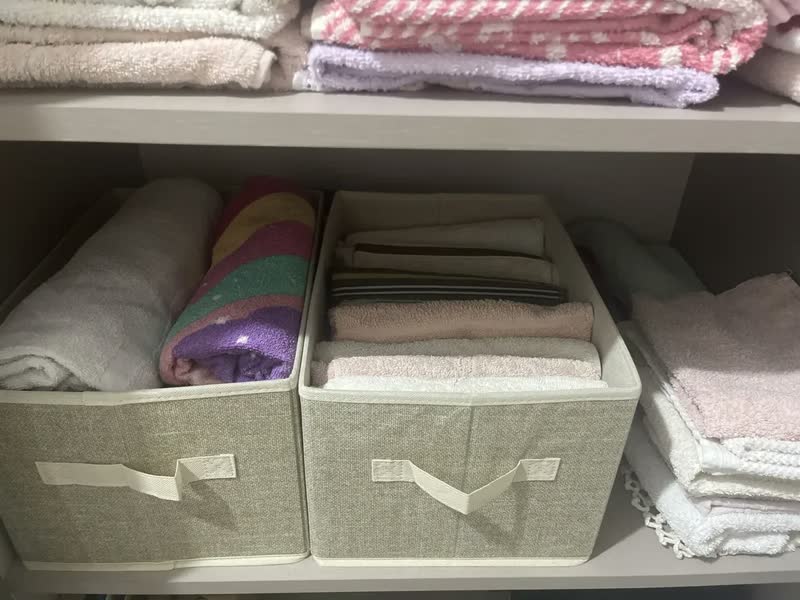 foto de Kit 2 Caixa Organizadora Dobrável Multiuso Guarda Roupa Alça Bege