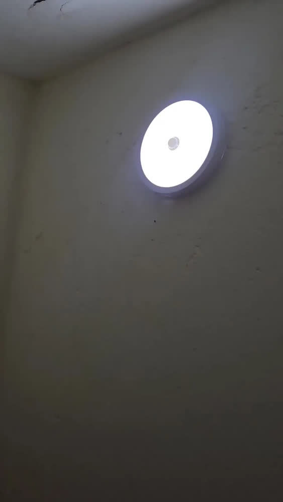 foto de Painel LED Avant Redondo Avant 18W Teto Luz Branco Frio 6500K Sensor Presença