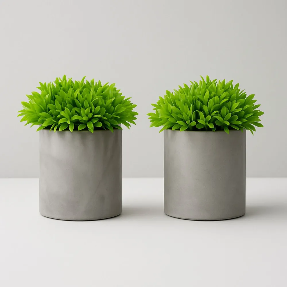 foto de Kit 2 Mini Vasos Cachepot Cimento Fosco E Planta Artificial