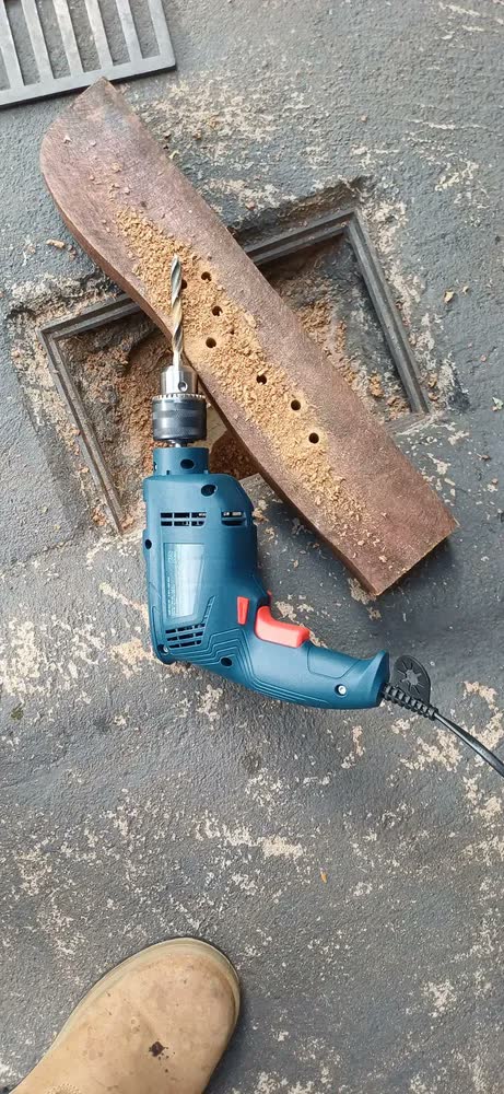 foto de Furadeira Impacto 1/2 Pol 550w Kit De Pontas 41 Peças Bosch