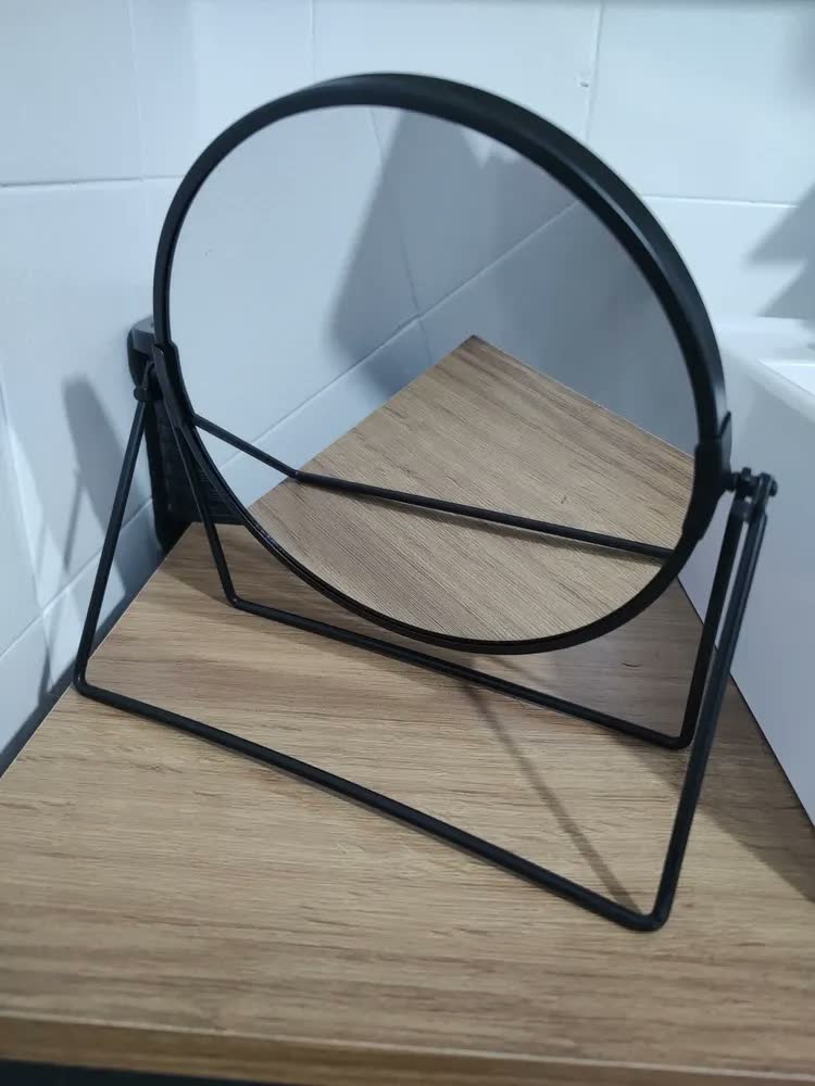 foto de Espelho Redondo de Chão Unyhome ES250201 - Espelho de Mesa Redondo em Metal 19cm Dupla Face Maquiagem Aumento 3x Preto