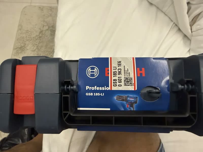 foto de Parafusadeira E Furadeira De Impacto Brushless 18v Gsb 185-li Bosch Com Maleta Azul