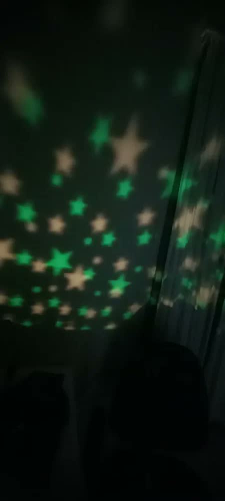 foto de Luminária Projetor LED Infantil Efeito Estrelado Lua Rotação 360º USB