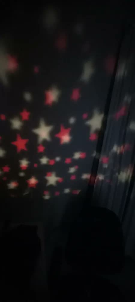 foto de Luminária Projetor LED Infantil Efeito Estrelado Lua Rotação 360º USB
