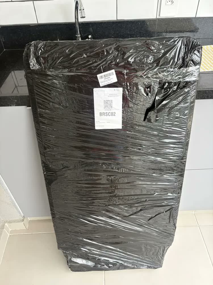 foto de Varal De Chão Com Abas Alumínio Grande 160cm Cinza