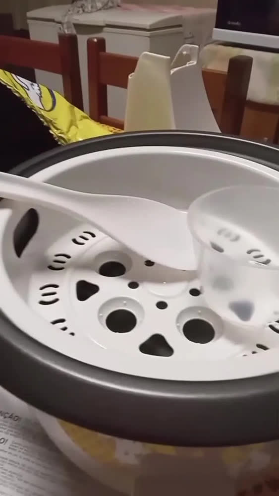 foto de Panela de arroz elétrica a vapor Startools Elétrica Á Vapor Branco 60Hz