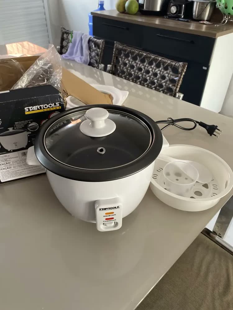 foto de Panela de arroz elétrica a vapor Startools Elétrica Á Vapor Branco 60Hz