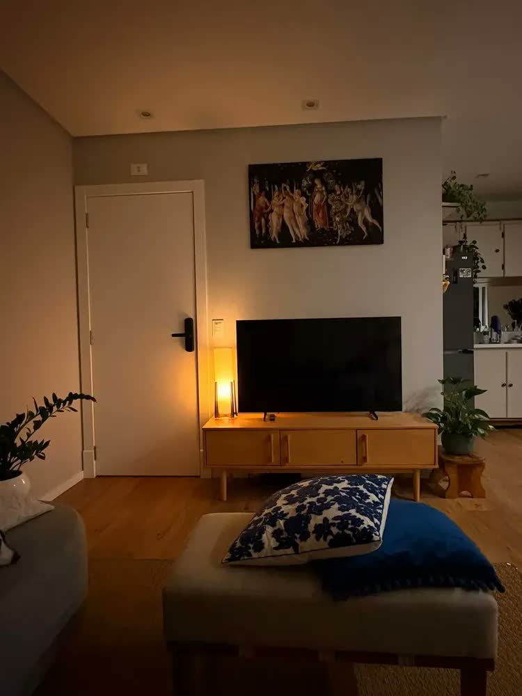 foto de Rack Tv 65 Sala 145 Cm Ripado Madeira Castanho Adamo