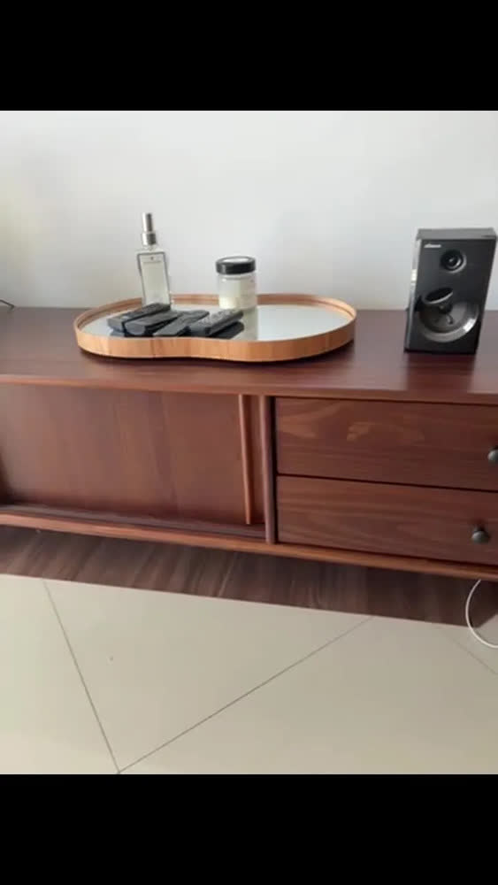 foto de Rack Tv 65 Sala 145 Cm Ripado Madeira Castanho Adamo