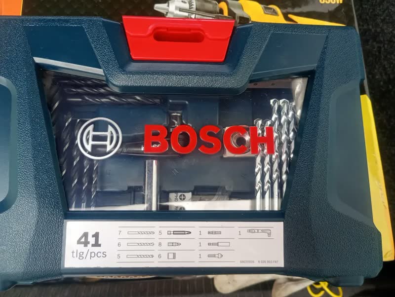 foto de Furadeira De Impacto 1/2 13mm 850w Evald Kit 41 Pçs Bosch