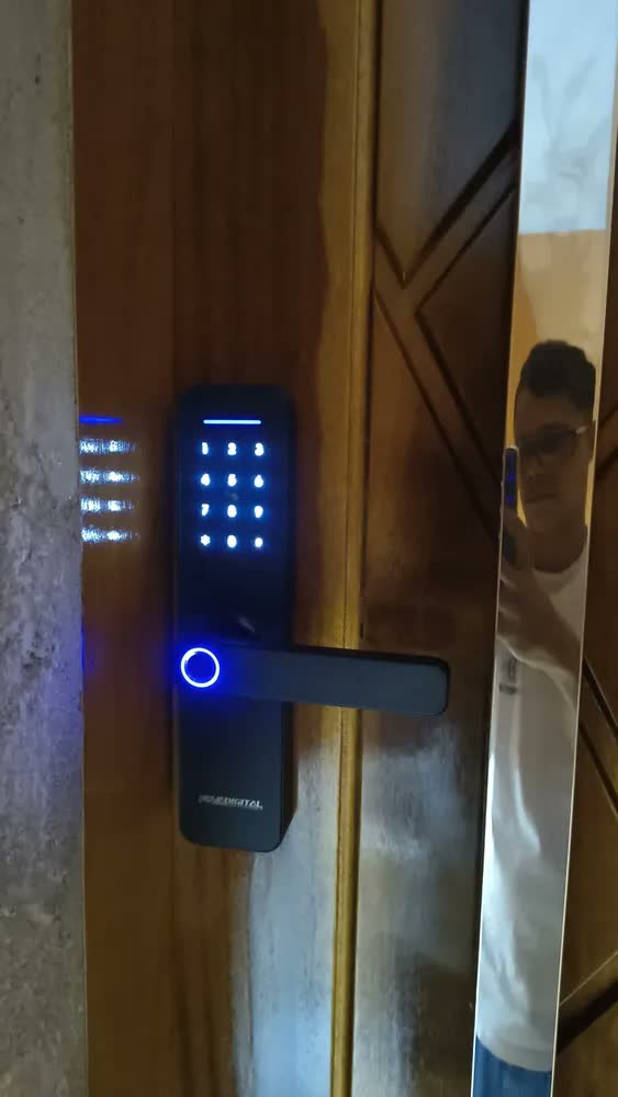 foto de Fechadura Digital Eletrônica Inteligente Wifi Novadigital Shine Biométrica Embutir Senha Cartão Magnético Touch Automação Tuya Smart Life Preta