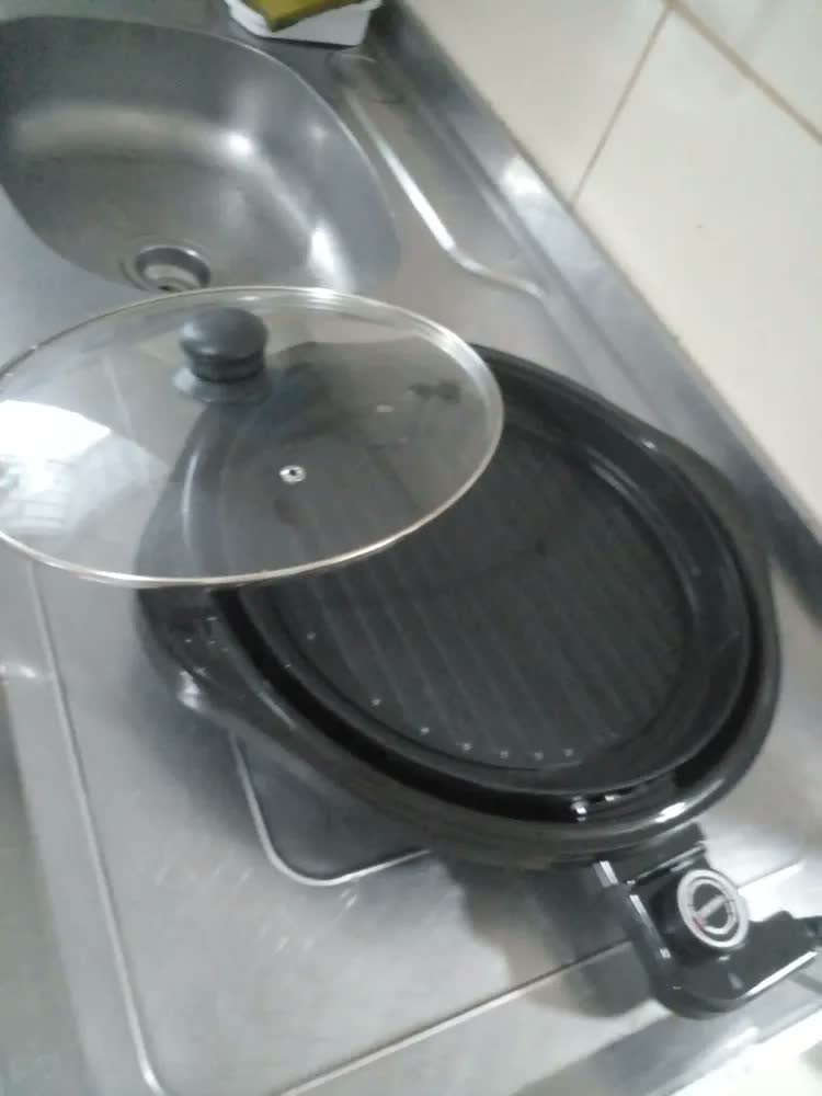 foto de Grill Elétrico Redondo 127V 1200W Antiaderente Termostato