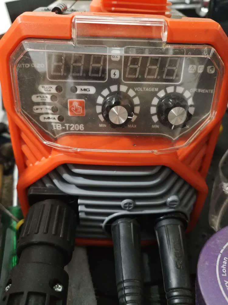 foto de Máquina De Solda Inversora Aitoolzo Mig/mag/tig/mma Bivolt Vermelho
