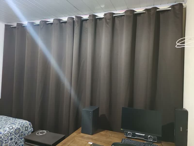 foto de Cortina Blackout Tecido Corta Luz Blecaute 5 Metros Largura X 2,60m Altura Sala Quarto Janela Blindex Porta Sacada Cor Avelã Emporio Luz