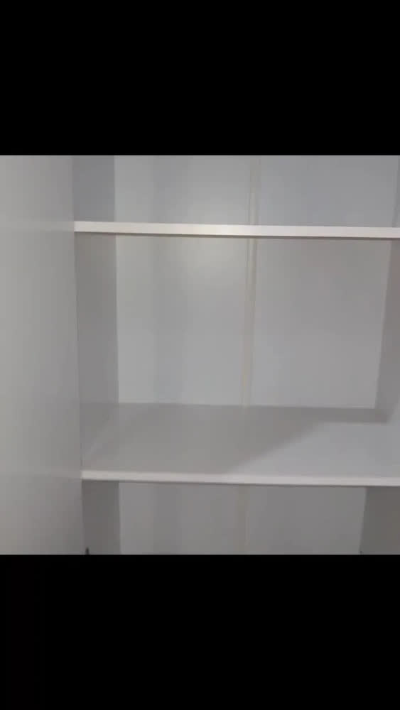 foto de Organizador Sapatos Sapateira Vertical Atrás Porta 24 Bolsos Cor Castanho