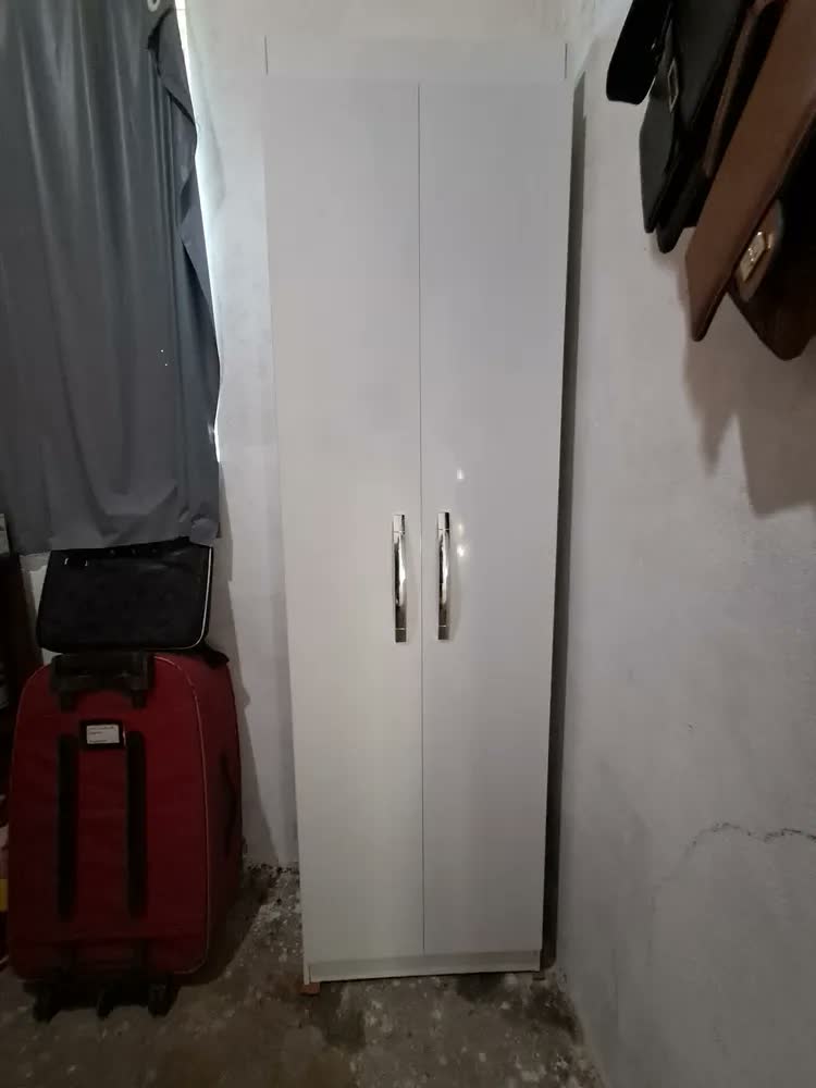 foto de Organizador Sapatos Sapateira Vertical Atrás Porta 24 Bolsos Cor Castanho